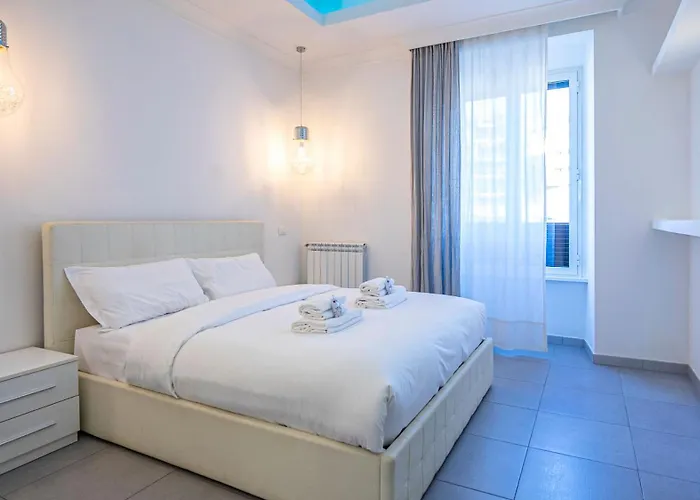 Easytopstay - Stylish Vatican Retreat Apartament Rzym