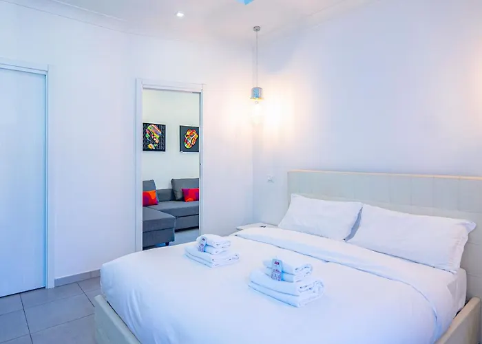 Easytopstay - Stylish Vatican Retreat * Rzym